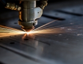 Cắt CNC Laser là gì? Có nguyên lý và ứng dụng chính như thế nào?