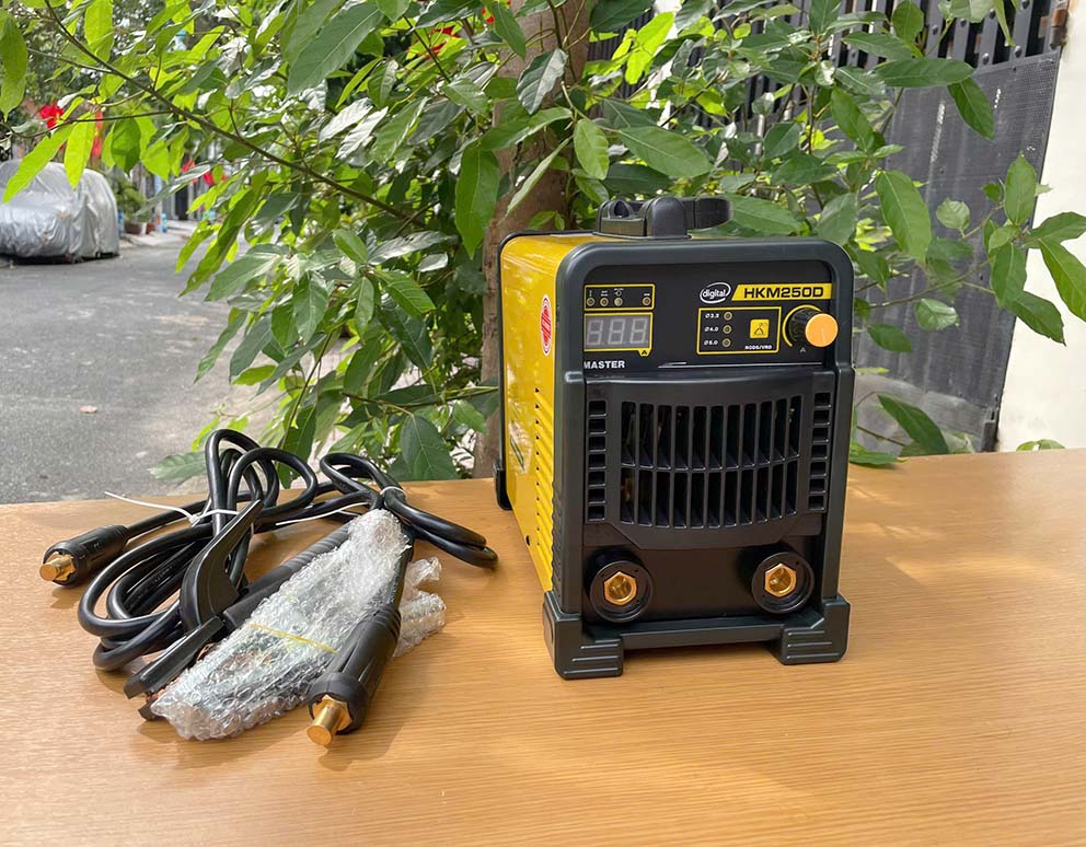 Máy hàn que Master Hồng Ký HKM250D