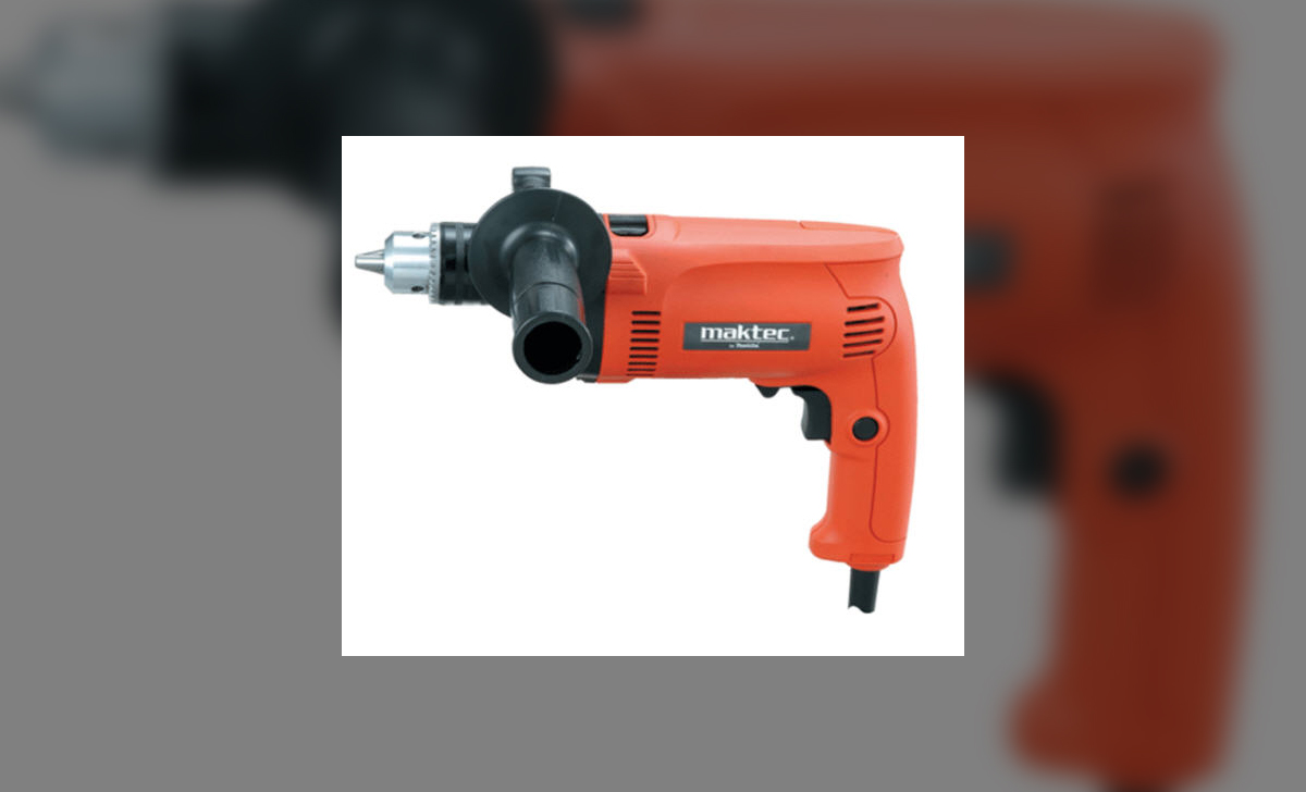 Ưu điểm vượt trội của máy khoan búa Maktec MT813 710W